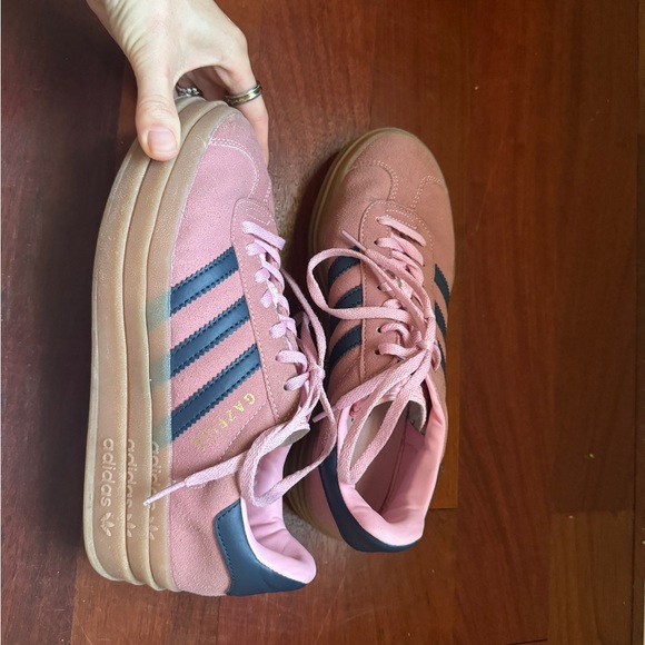 Adidas Gazelle Light Pink - Picture 1 of 3